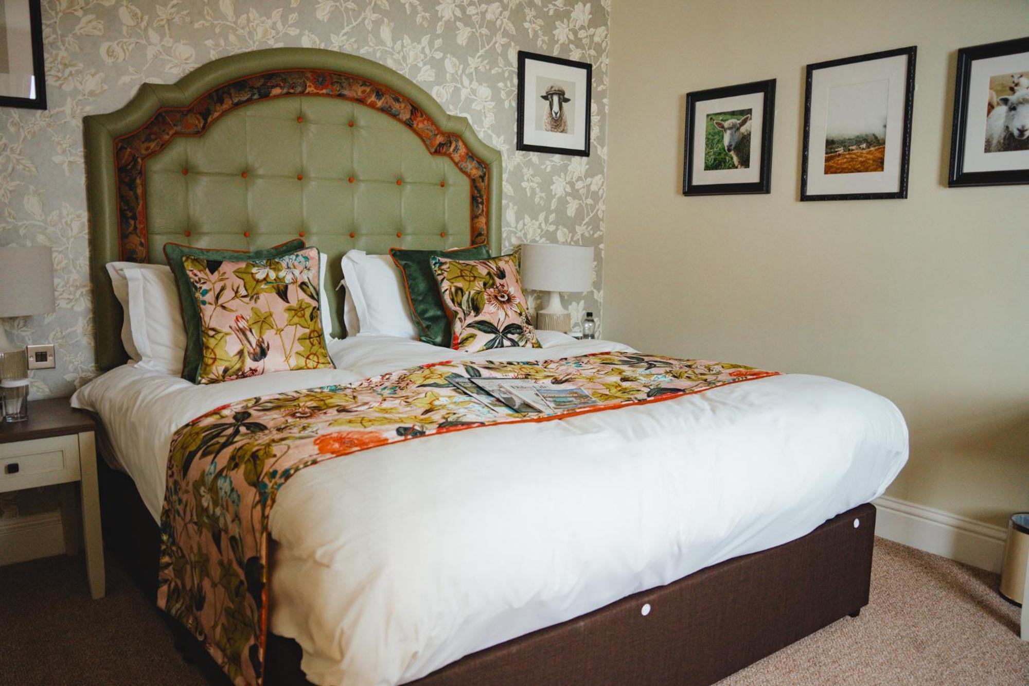 The Golden Fleece Hotel, Thirsk, North Yorkshire 외부 사진