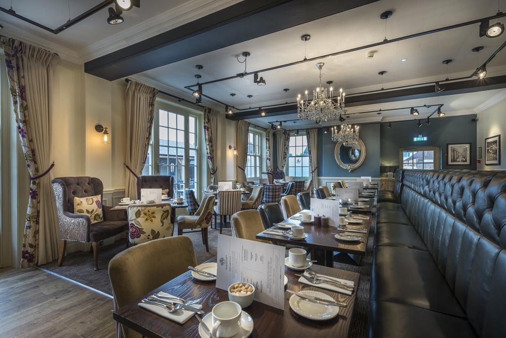 The Golden Fleece Hotel, Thirsk, North Yorkshire 외부 사진
