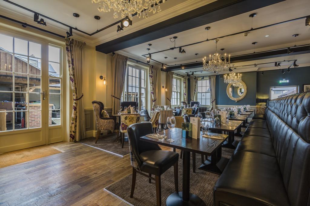 The Golden Fleece Hotel, Thirsk, North Yorkshire 외부 사진