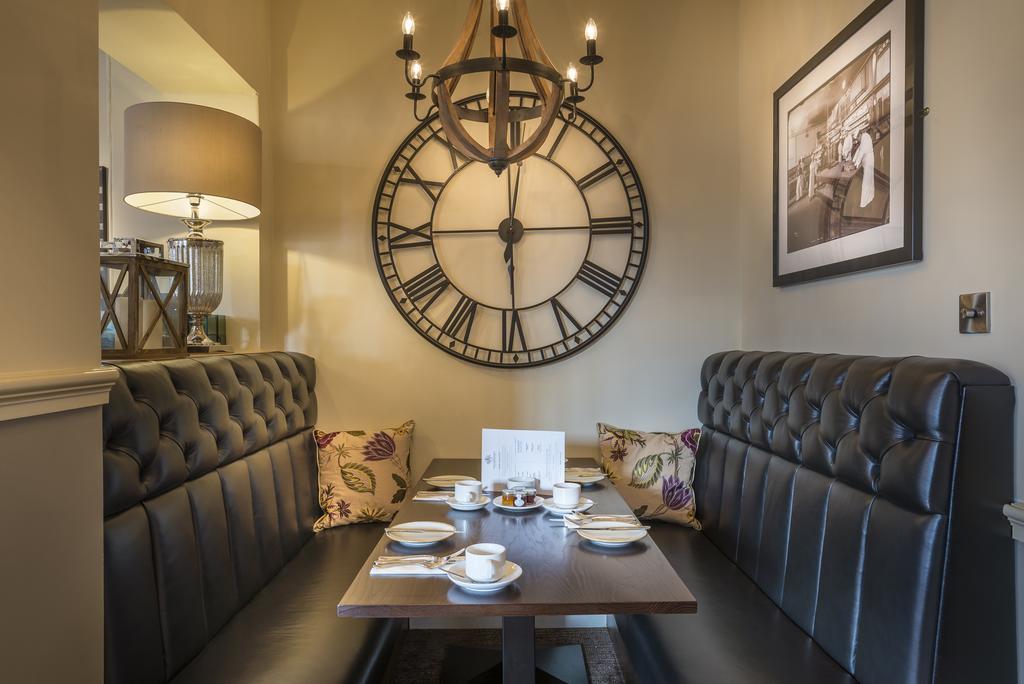 The Golden Fleece Hotel, Thirsk, North Yorkshire 외부 사진